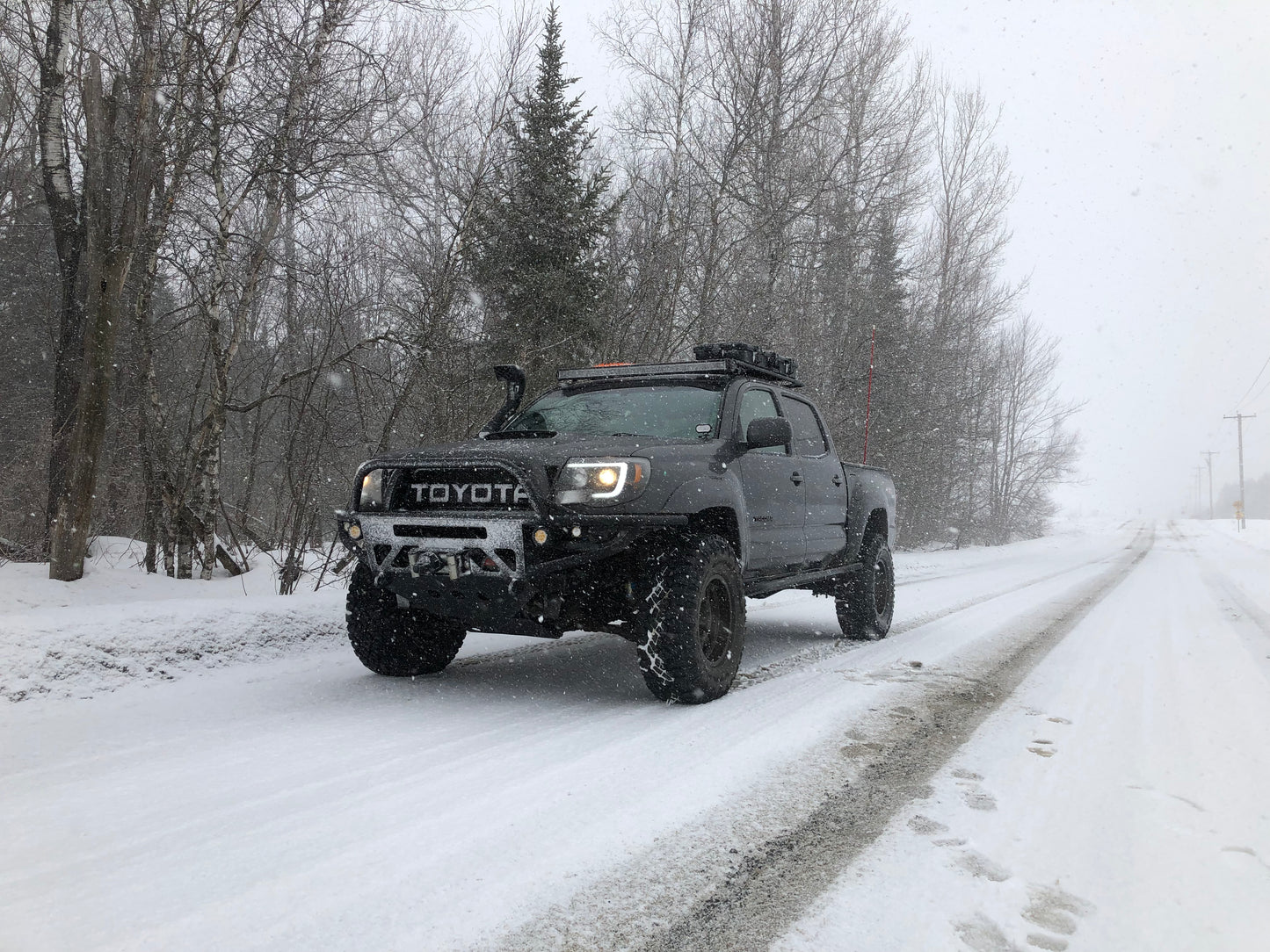 Hybrid Front Bumper/2nd Gen Tacoma/2005to2015